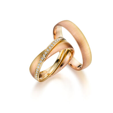 Eheringe Gold Rotgold Brillanten ringsum